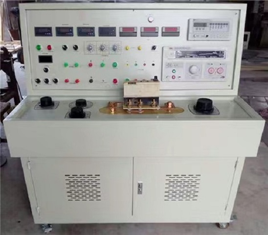 SDKG-189礦用饋電開(kāi)關(guān)綜合測(cè)試臺(tái)