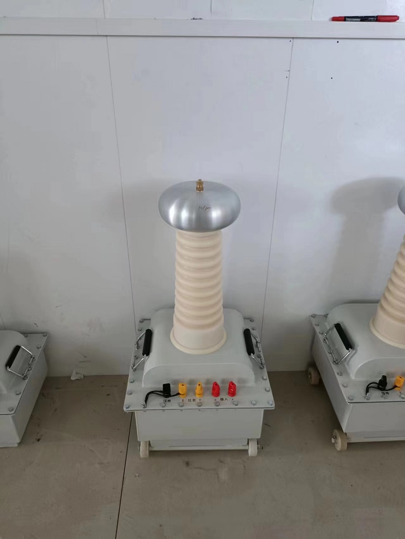 輕型試驗變壓器10-100.jpg